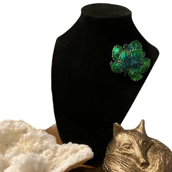 Vintage Midcentury Iridescent Green Leaf Brooch • Made in Germany - Picture 3 of 6